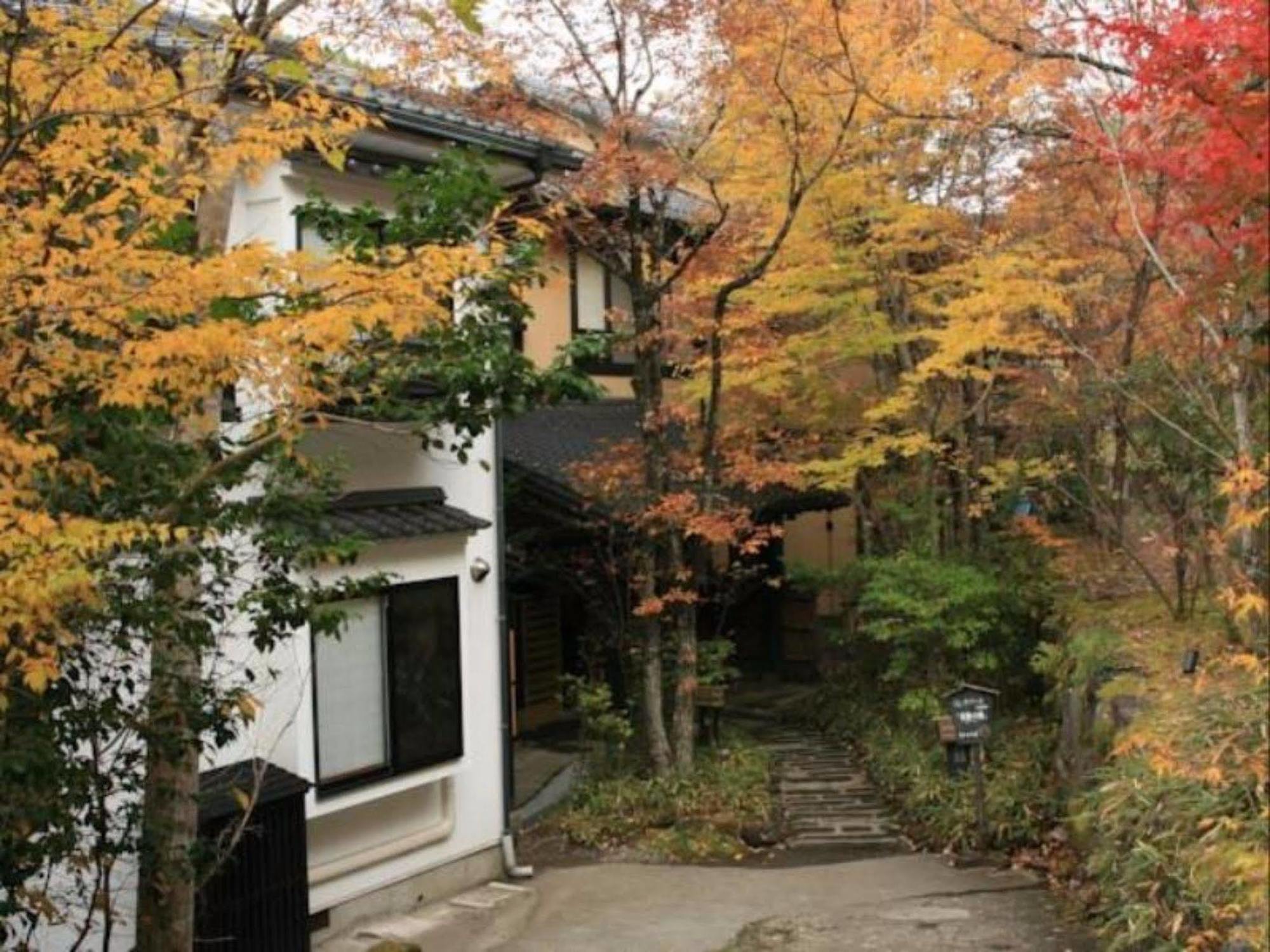 Ryokan Wakaba Minamioguni Buitenkant foto