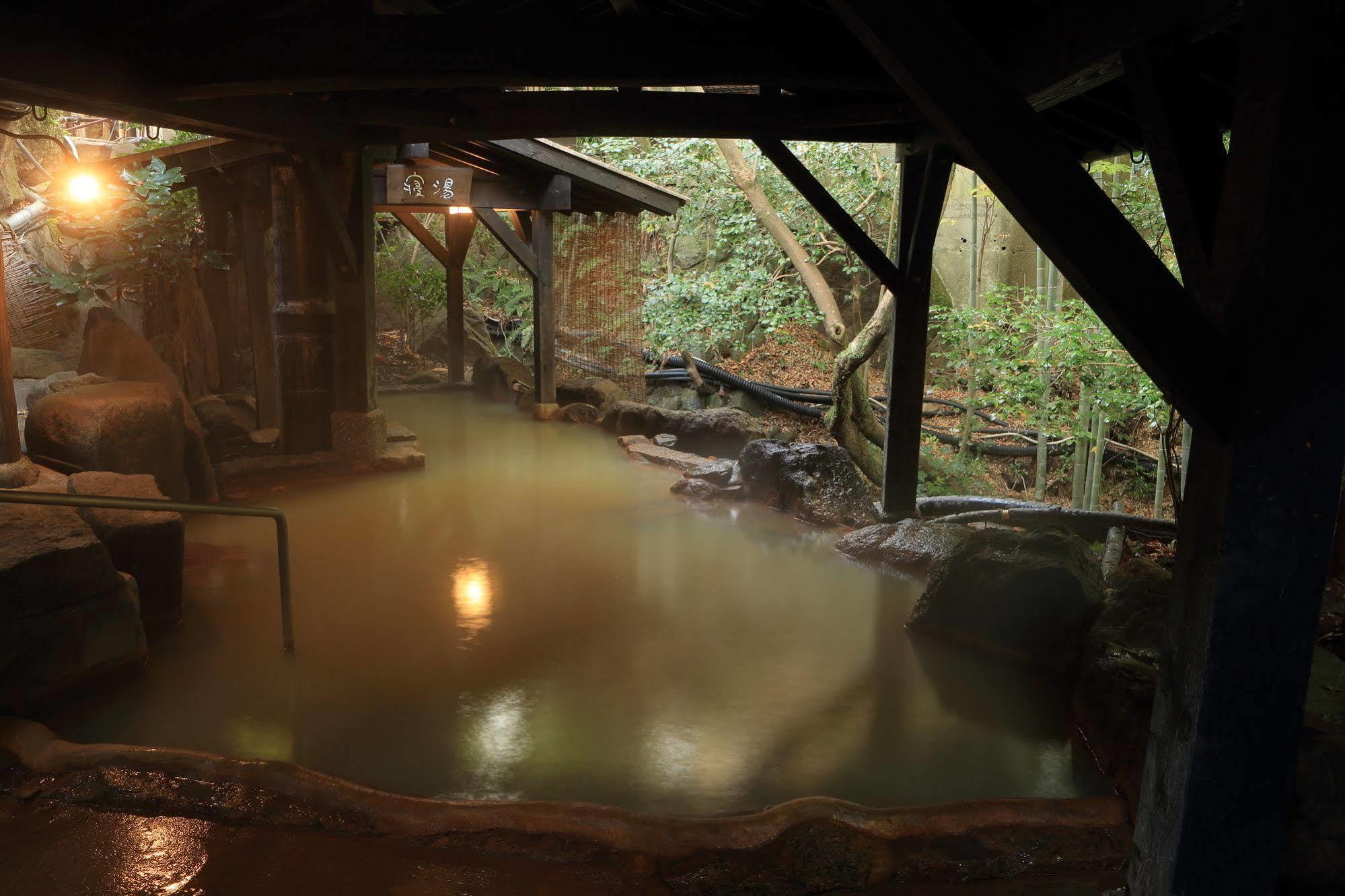 Ryokan Wakaba Minamioguni Buitenkant foto