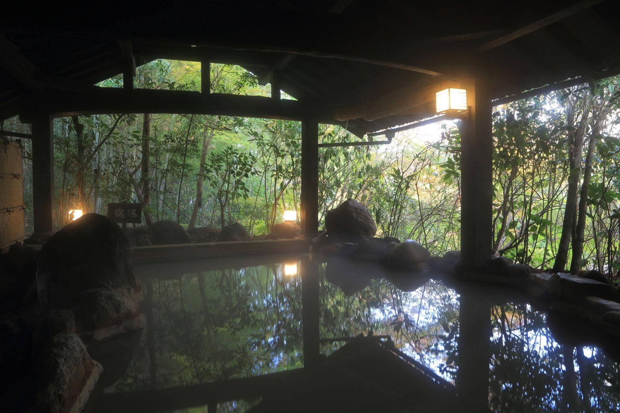 Ryokan Wakaba Minamioguni Buitenkant foto